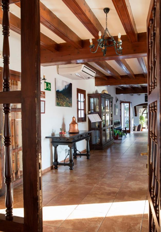 Hotel Tugasa Las Truchas El Bosque Exterior photo